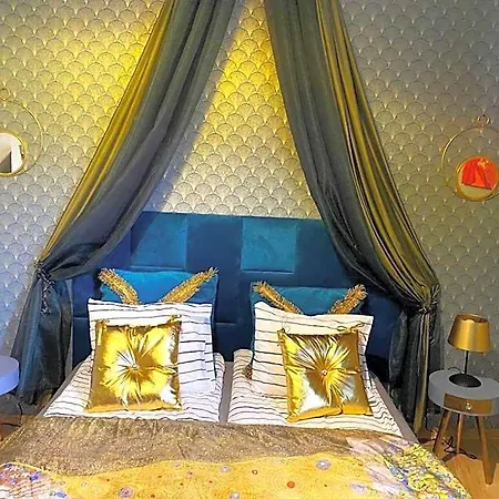 Hotel Gold *
